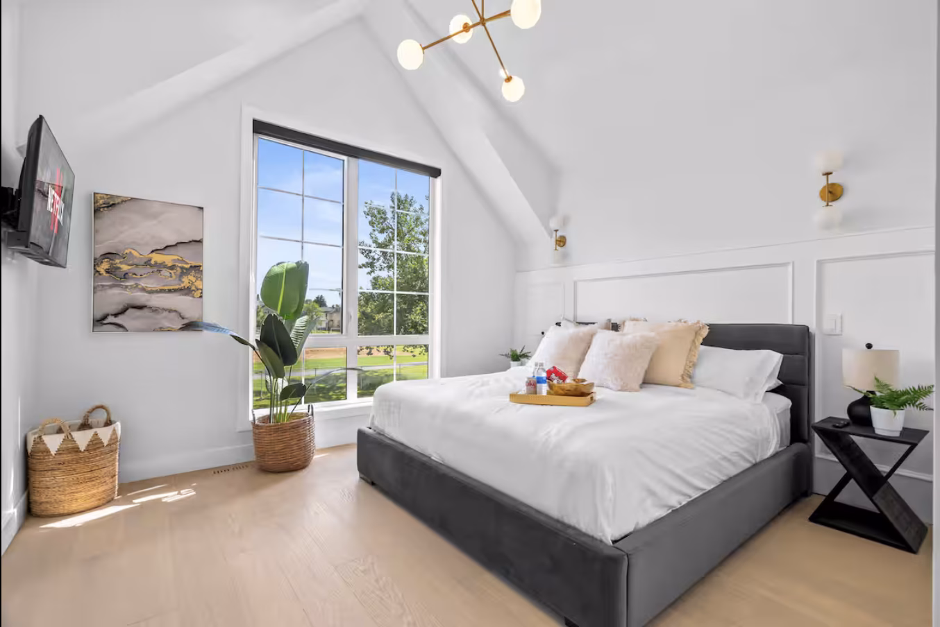 Tuxedo Park luxe retreat